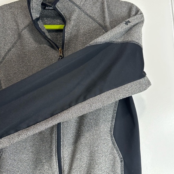 US Army Full Zip Unisex Under Armour Jacket. Gray And Black. Mock Collar. Small. - Picture 9 of 12